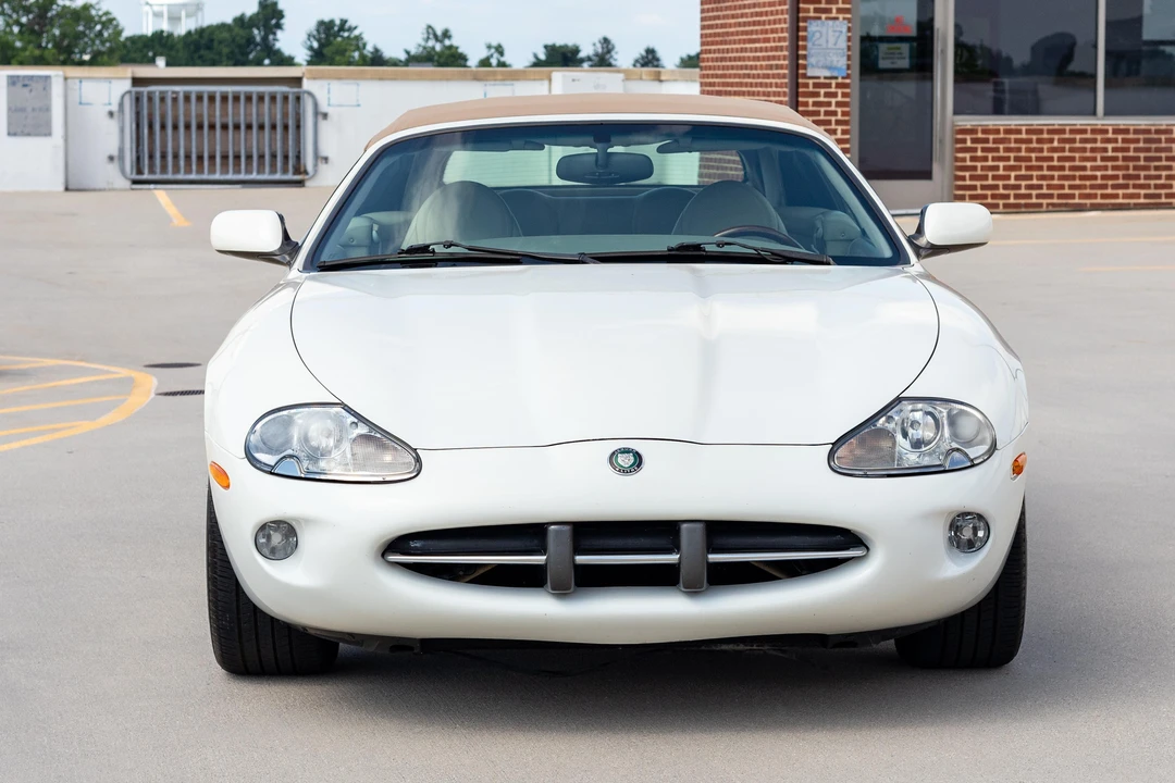 1998 Jaguar X100 XK8 - Image 15 of 31