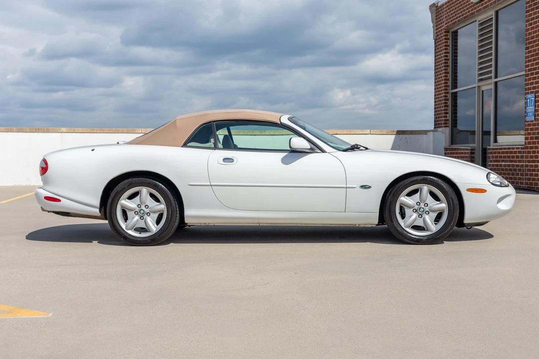 1998 Jaguar X100 XK8 - Image 3 of 31