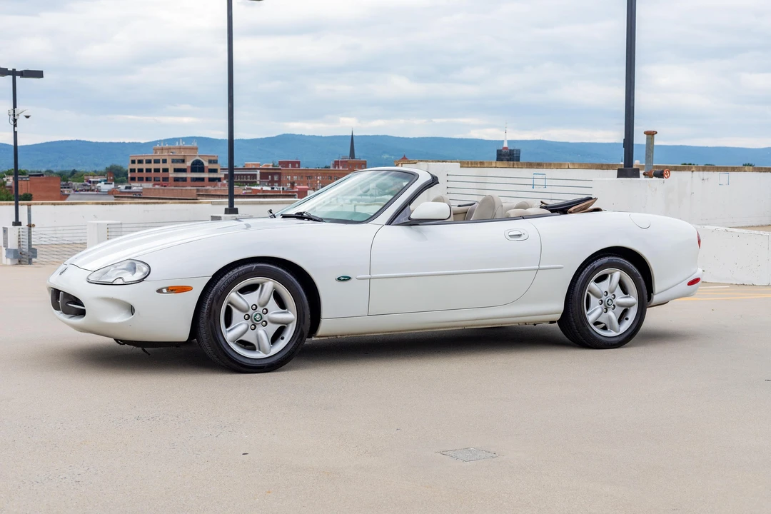 1998 Jaguar X100 XK8 - Image 8 of 31