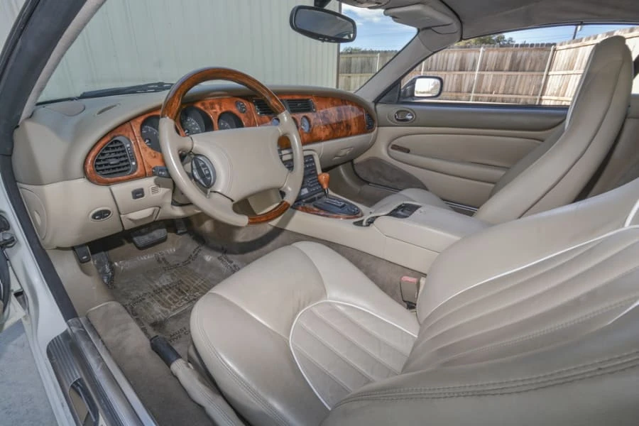 1998 Jaguar X100 XK8 - Image 4 of 12