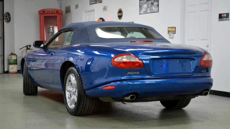 1998 Jaguar X100 XK8 - Image 2 of 3