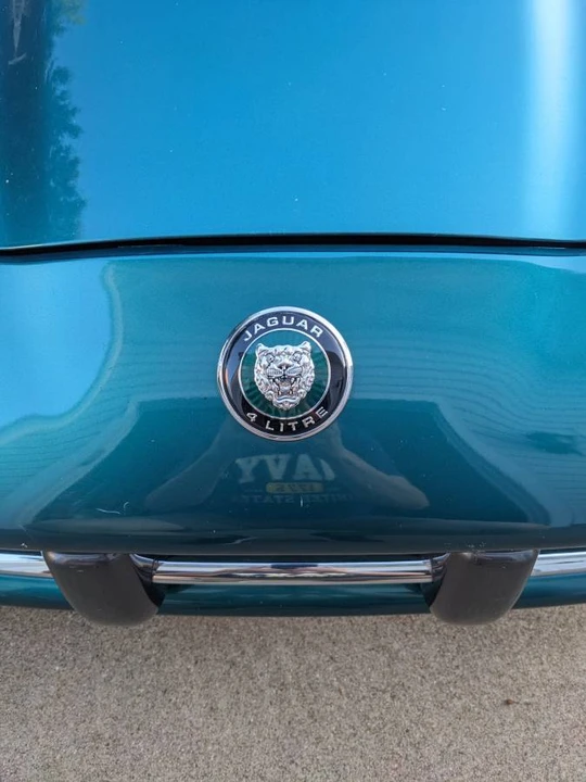 1998 Jaguar X100 XK8 - Image 6 of 8