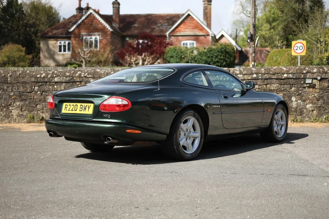 1998 Jaguar X100 XK8 - Image 6 of 30