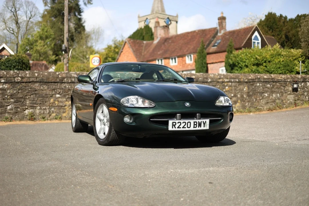 1998 Jaguar X100 XK8 - Image 24 of 30