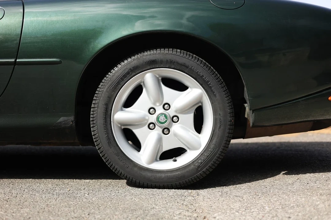 1998 Jaguar X100 XK8 - Image 26 of 30