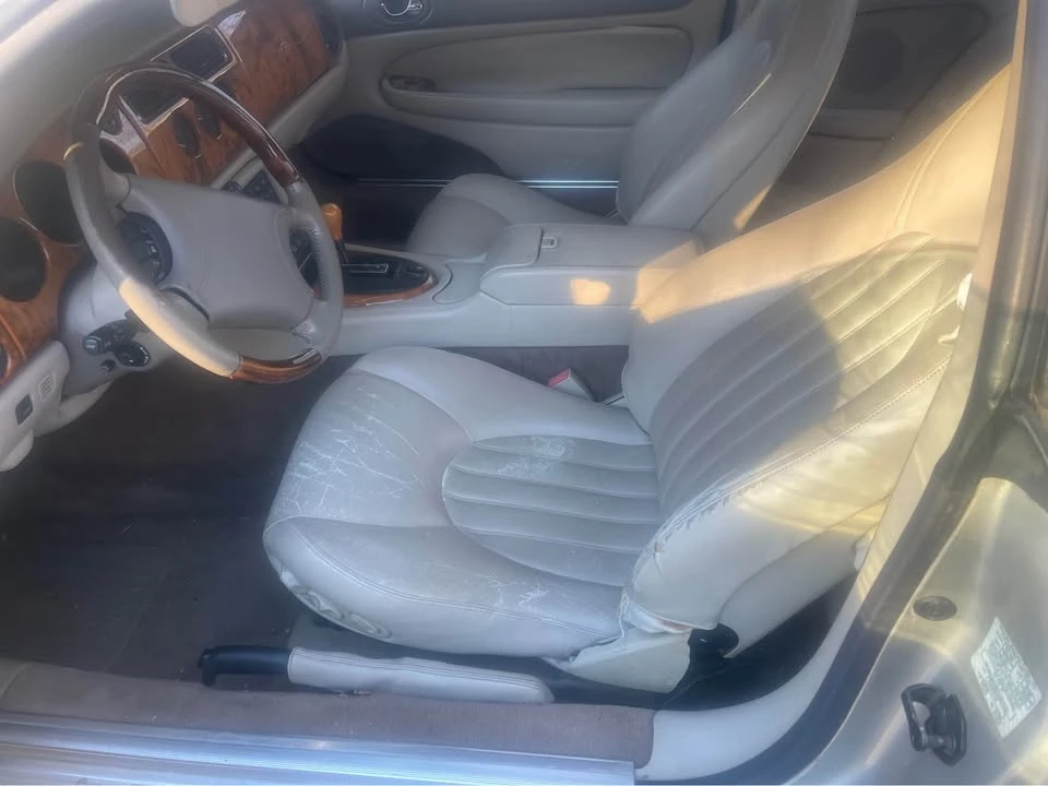 1998 Jaguar X100 XK8 - Image 2 of 4