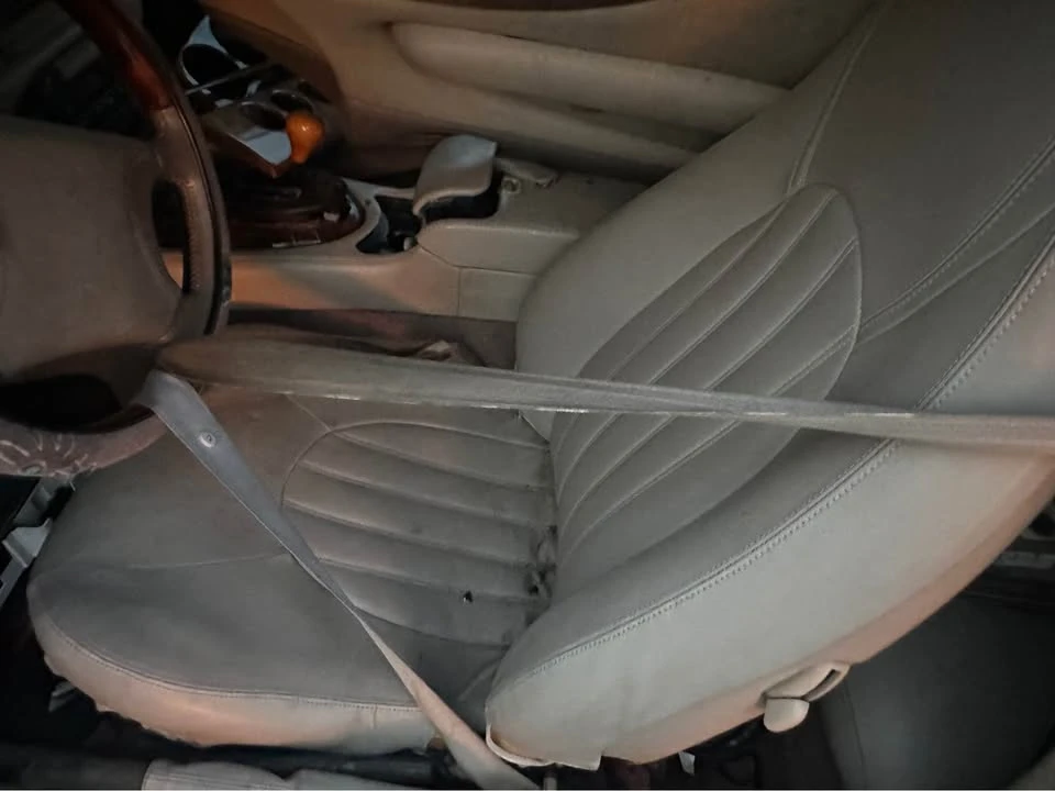1998 Jaguar X100 XK8 - Image 17 of 20