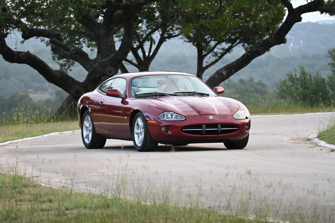 1998 Jaguar X100 XK8 - Image 5 of 31