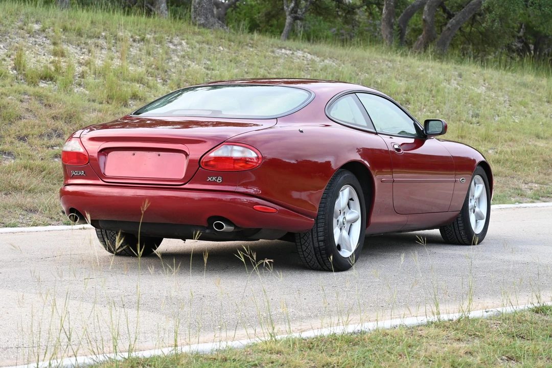 1998 Jaguar X100 XK8 - Image 10 of 31