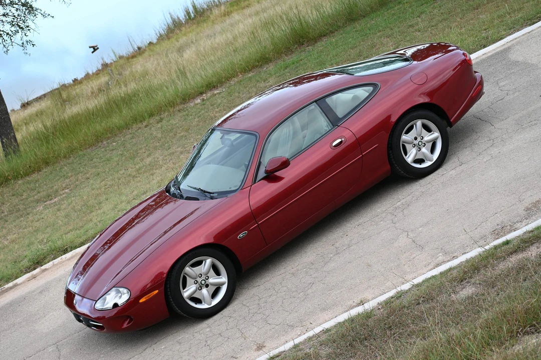 1998 Jaguar X100 XK8 - Image 17 of 31