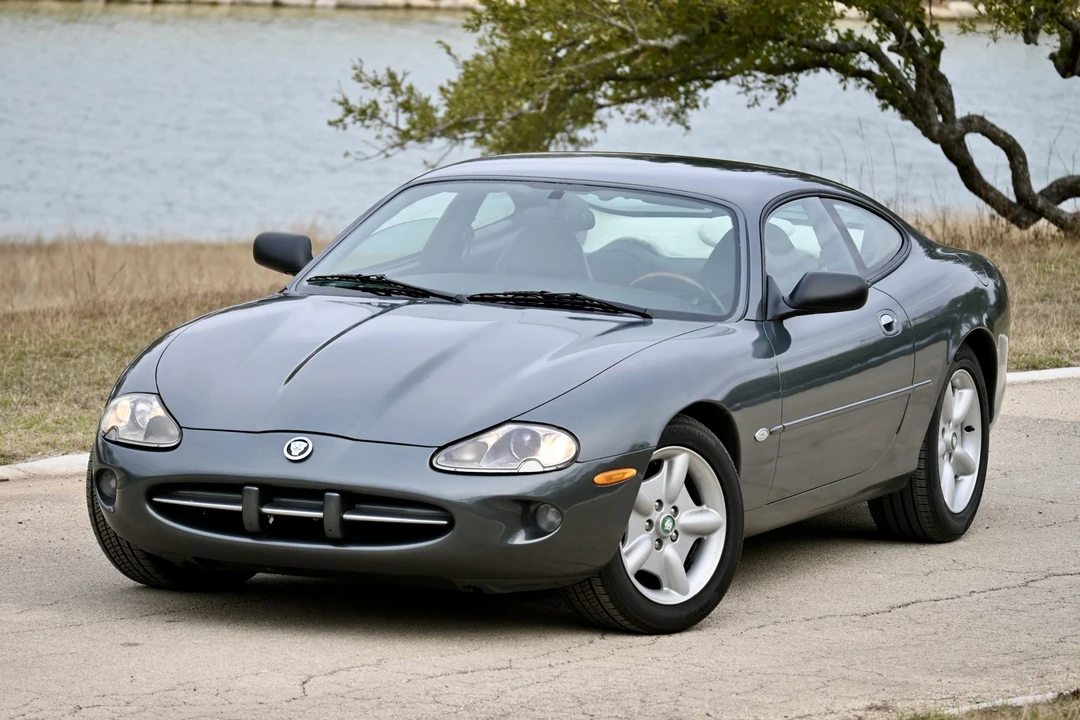 1998 Jaguar X100 XK8 - Image 6 of 31