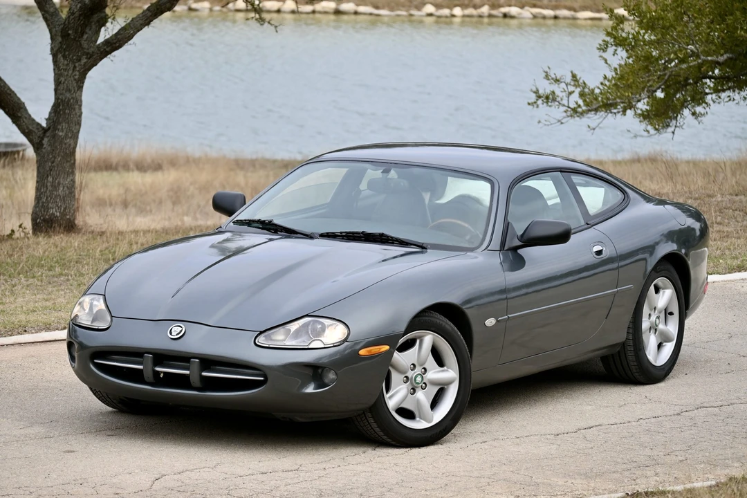 1998 Jaguar X100 XK8 - Image 5 of 31