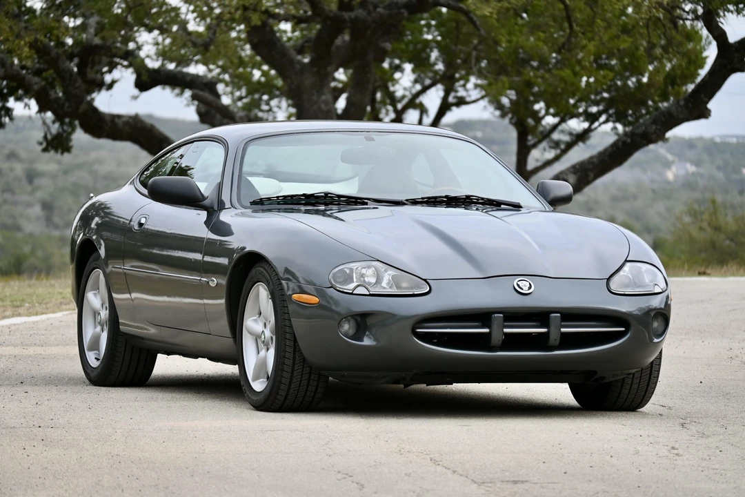 1998 Jaguar X100 XK8 - Image 9 of 31