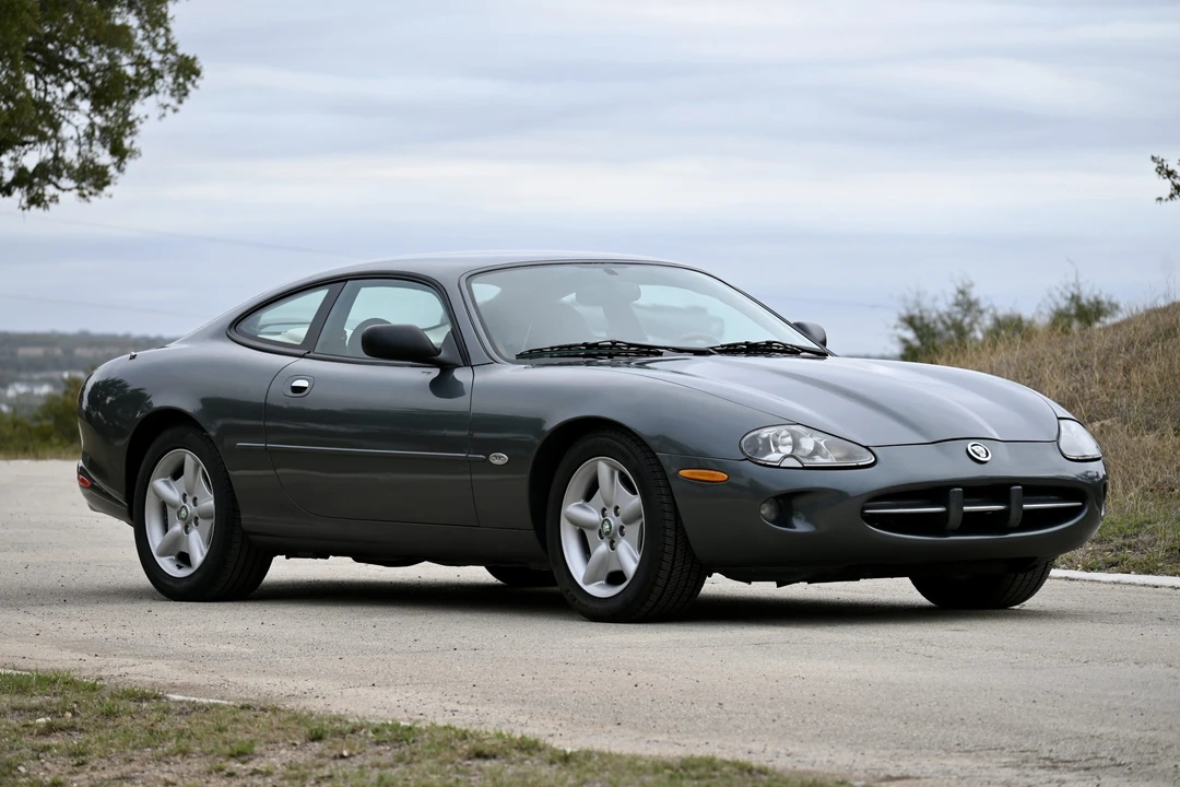 1998 Jaguar X100 XK8 - Image 13 of 31