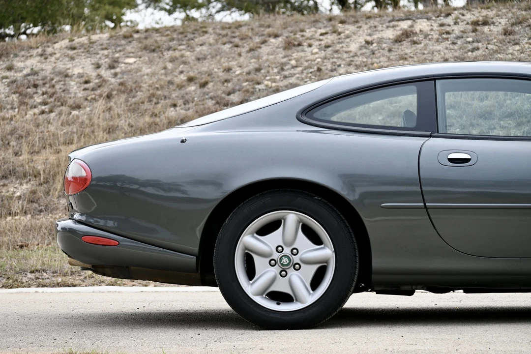 1998 Jaguar X100 XK8 - Image 24 of 31