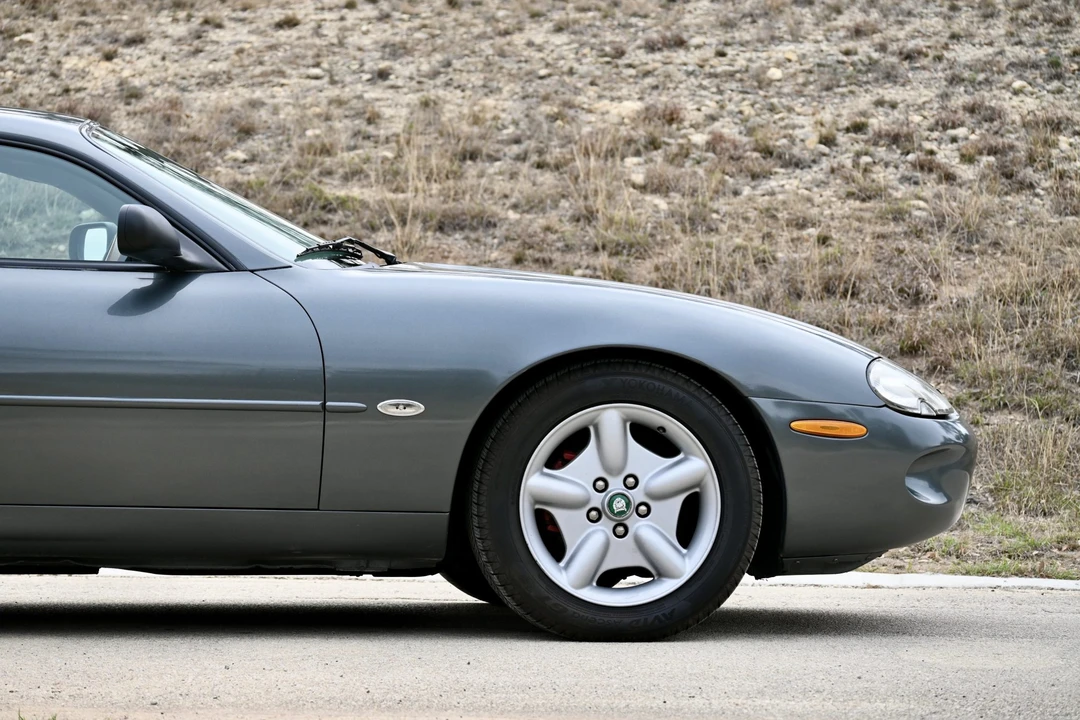 1998 Jaguar X100 XK8 - Image 23 of 31