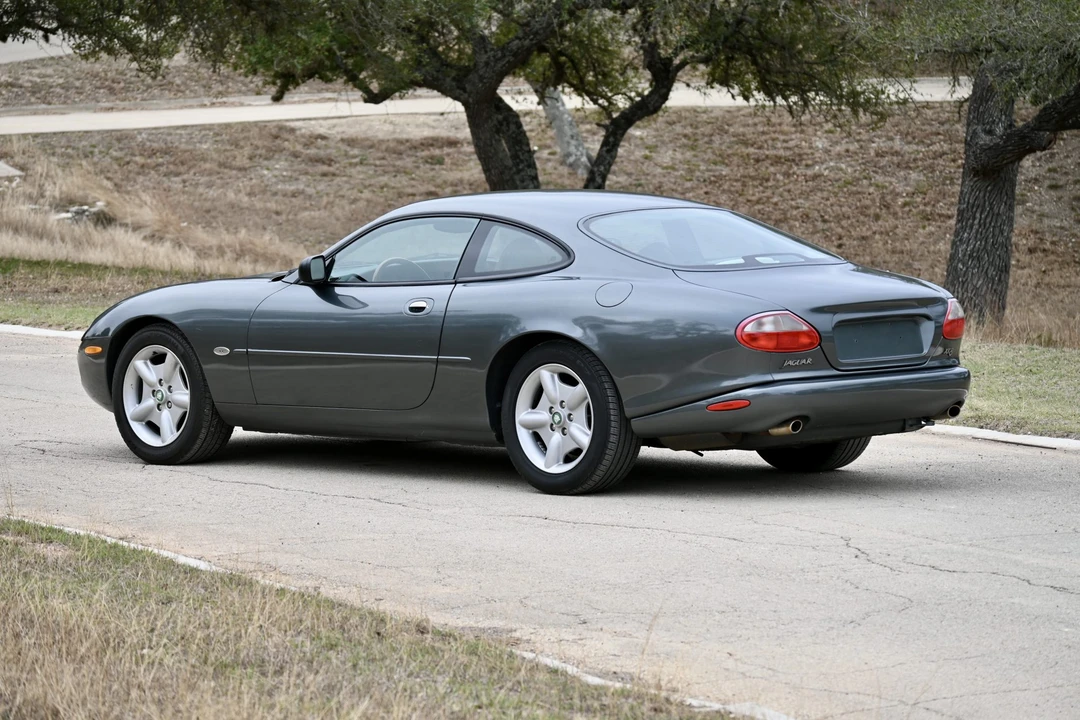 1998 Jaguar X100 XK8 - Image 18 of 31