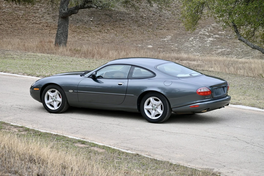 1998 Jaguar X100 XK8 - Image 19 of 31