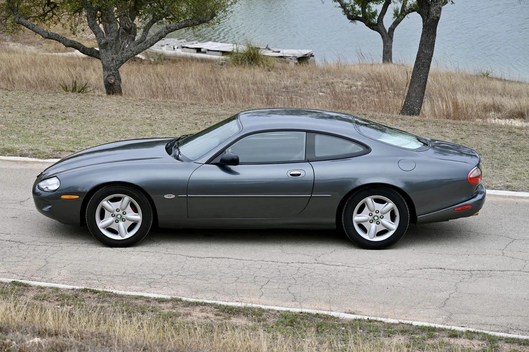 1998 Jaguar X100 XK8 - Image 22 of 31