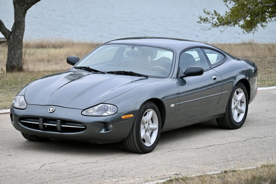 1998 Jaguar X100 XK8 - Image 3 of 31