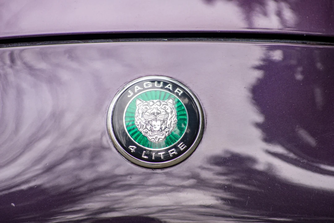 1998 Jaguar X100 XK8 - Image 16 of 31