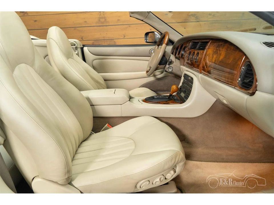 1998 Jaguar X100 XK8 - Image 16 of 19