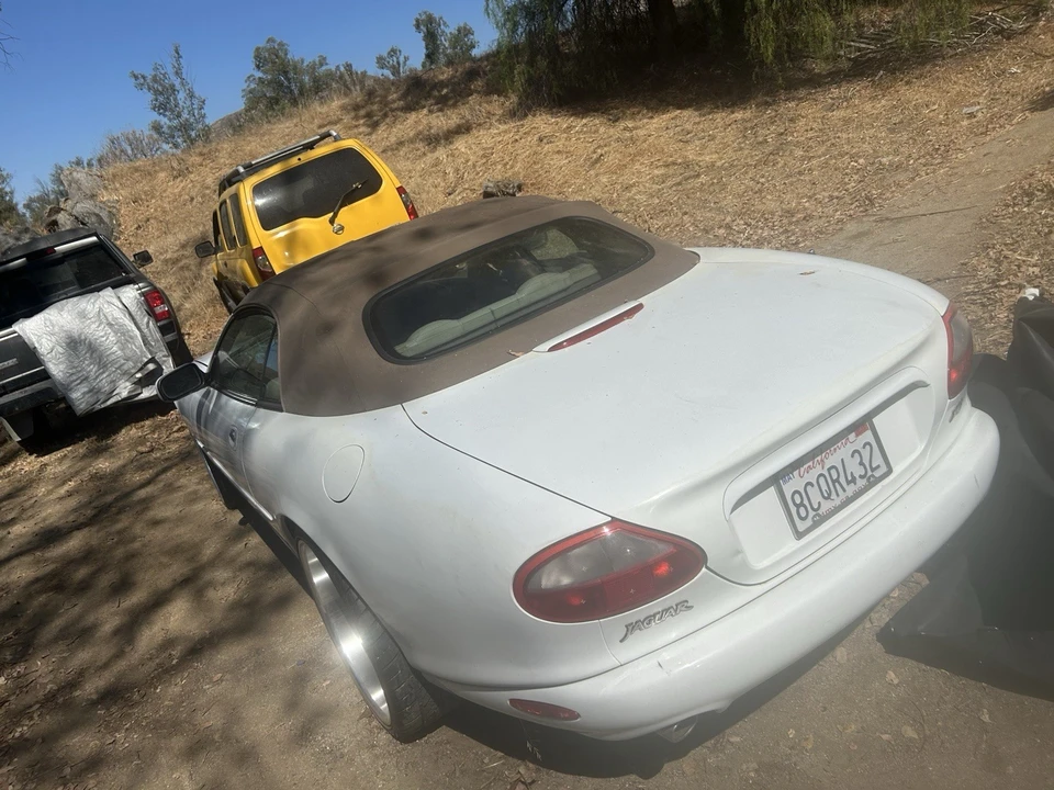 1998 Jaguar X100 XK8 - Image 2 of 5