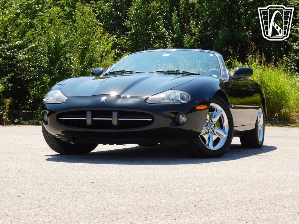 1998 Jaguar X100 XK8 - Image 3 of 12