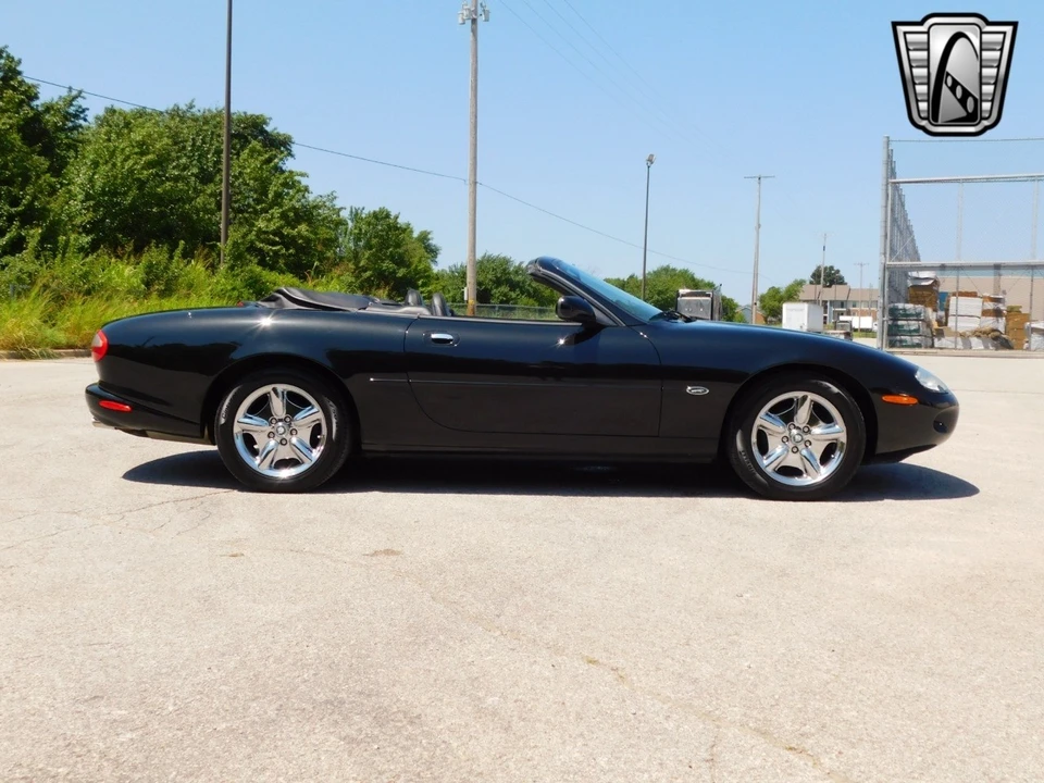 1998 Jaguar X100 XK8 - Image 7 of 12