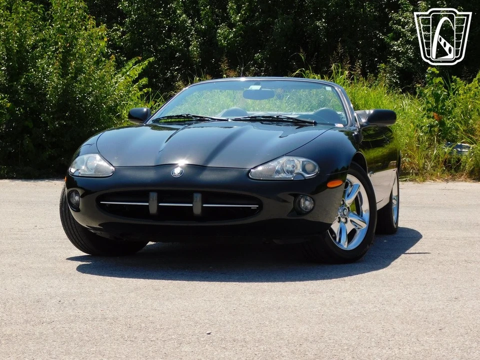 1998 Jaguar X100 XK8 - Image 4 of 12