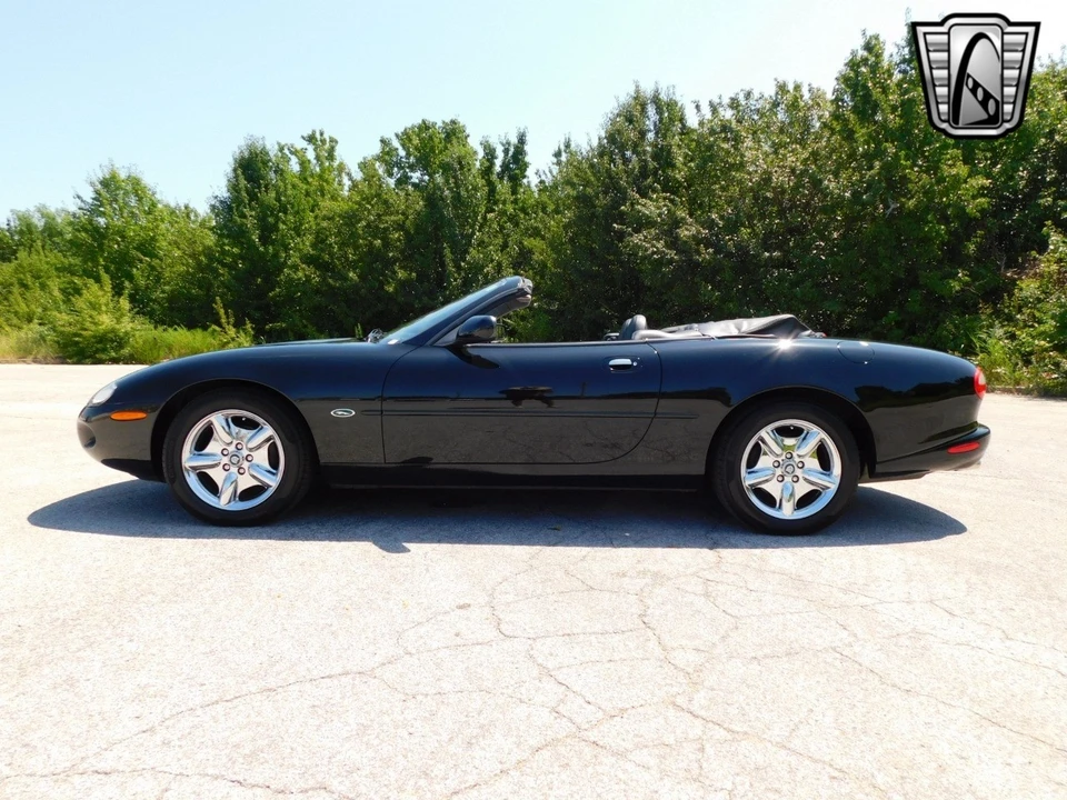 1998 Jaguar X100 XK8 - Image 4 of 12