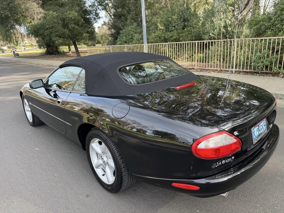1998 Jaguar X100 XK8 - Image 5 of 20
