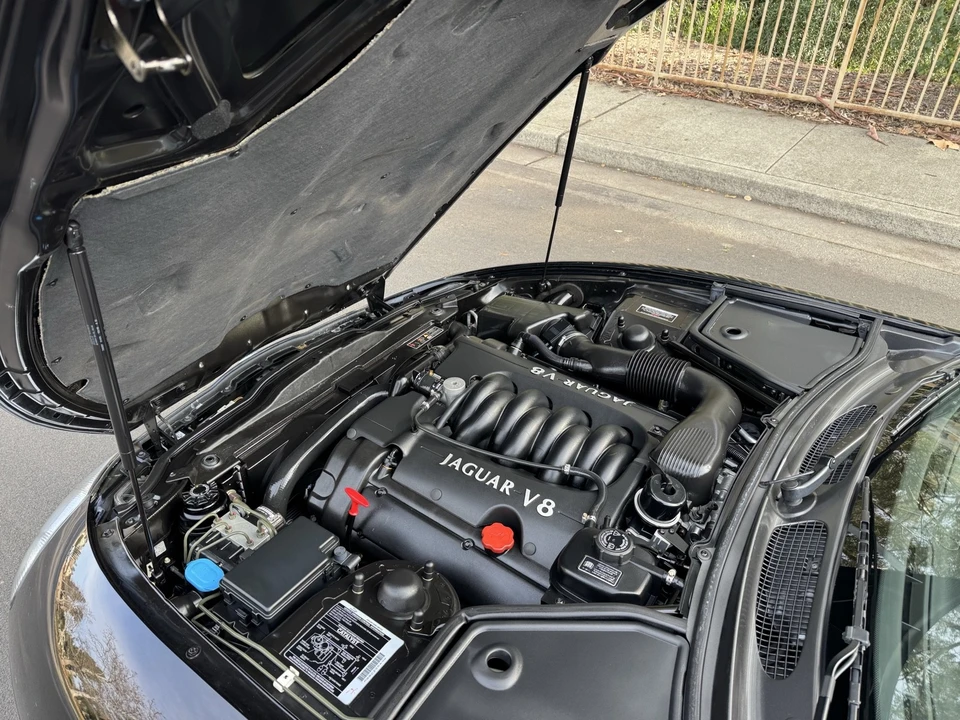 1998 Jaguar X100 XK8 - Image 19 of 20