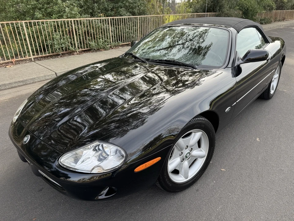 1998 Jaguar X100 XK8 - Image 4 of 20