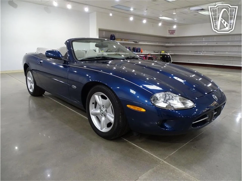 1998 Jaguar X100 XK8 - Image 26 of 31