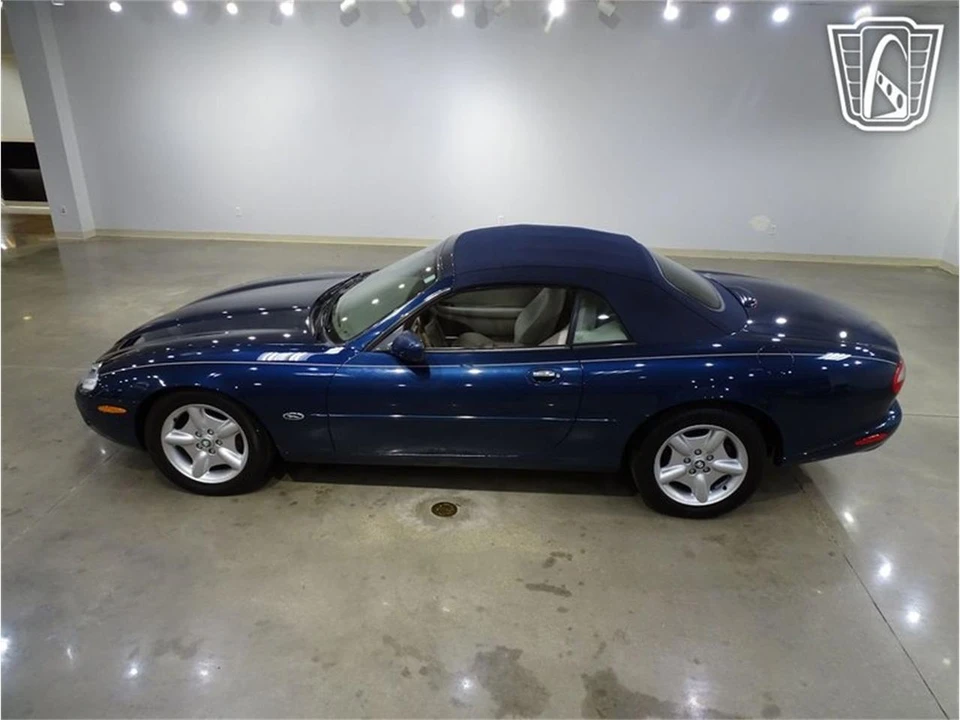 1998 Jaguar X100 XK8 - Image 24 of 31