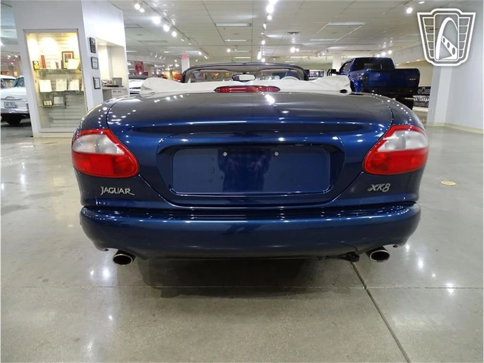 1998 Jaguar X100 XK8 - Image 10 of 31