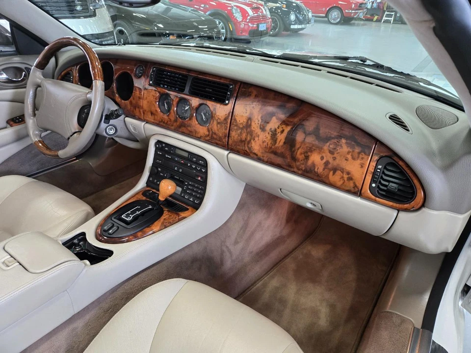 1998 Jaguar X100 XK8 - Image 17 of 22