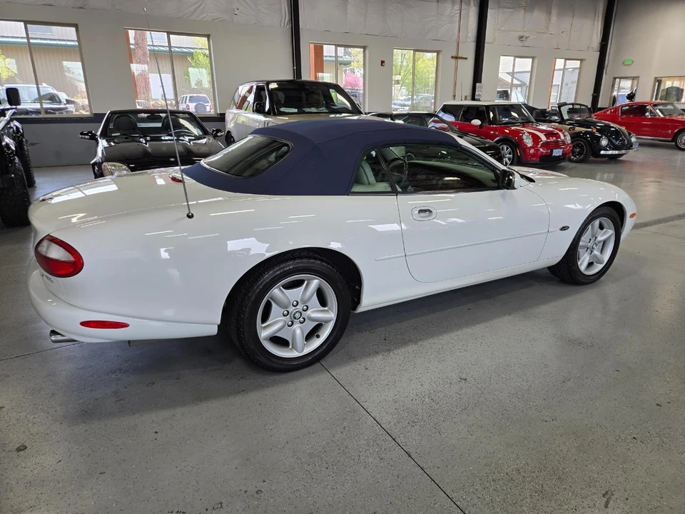 1998 Jaguar X100 XK8 - Image 8 of 22