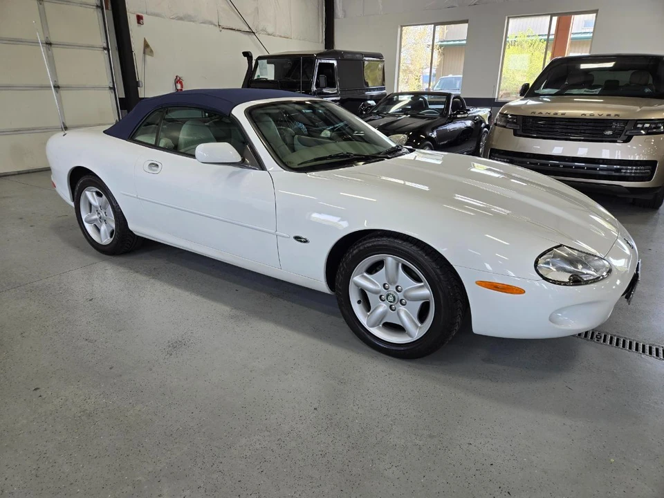 1998 Jaguar X100 XK8 - Image 6 of 22