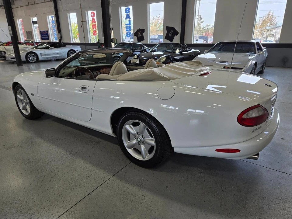 1998 Jaguar X100 XK8 - Image 11 of 22