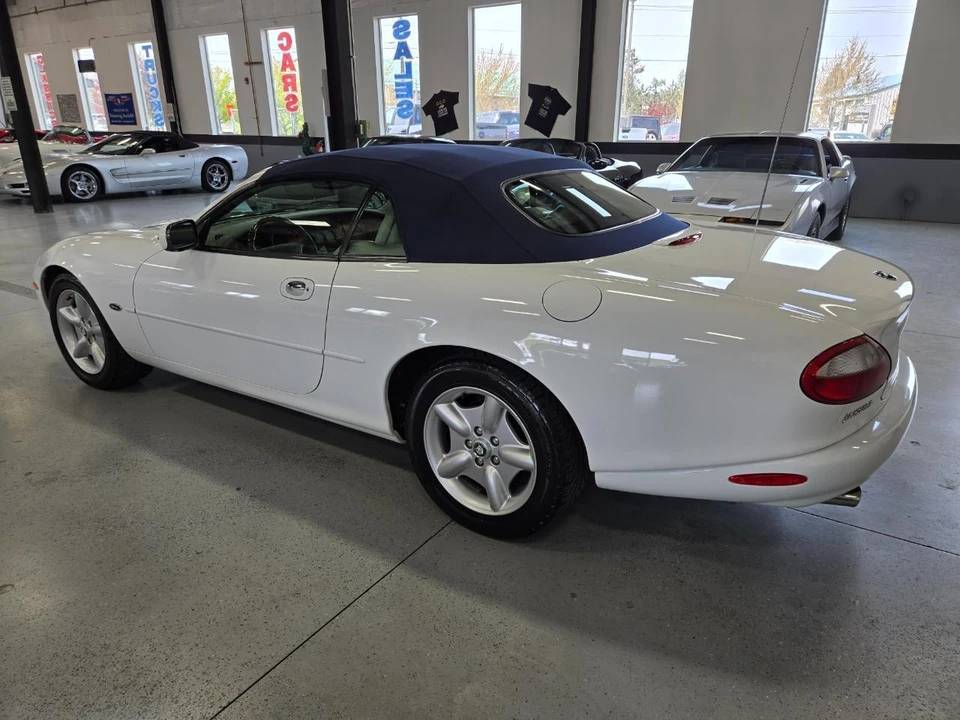 1998 Jaguar X100 XK8 - Image 12 of 22