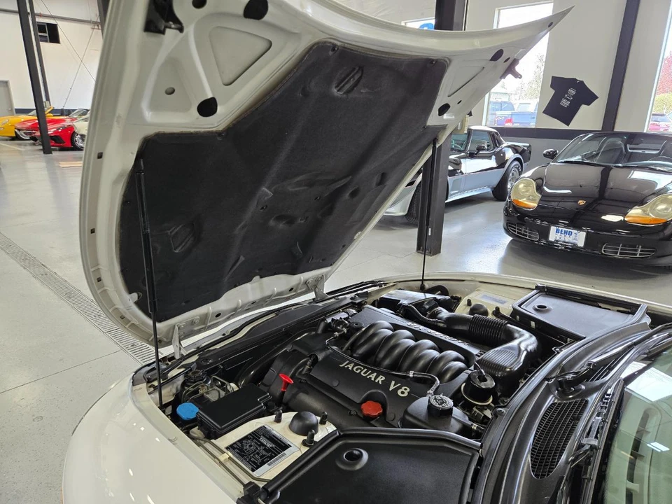 1998 Jaguar X100 XK8 - Image 20 of 22