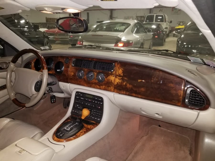 1998 Jaguar X100 XK8 - Image 3 of 3
