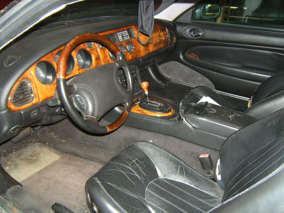 1998 Jaguar X100 XK8 - Image 6 of 10