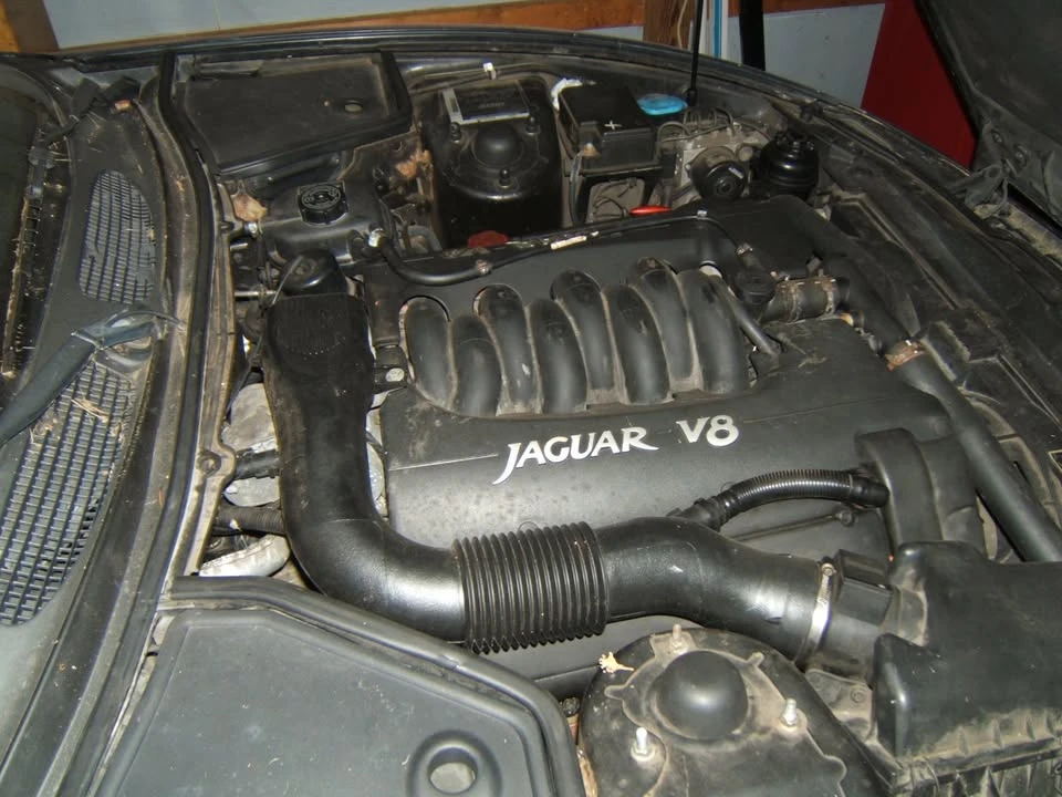 1998 Jaguar X100 XK8 - Image 7 of 10