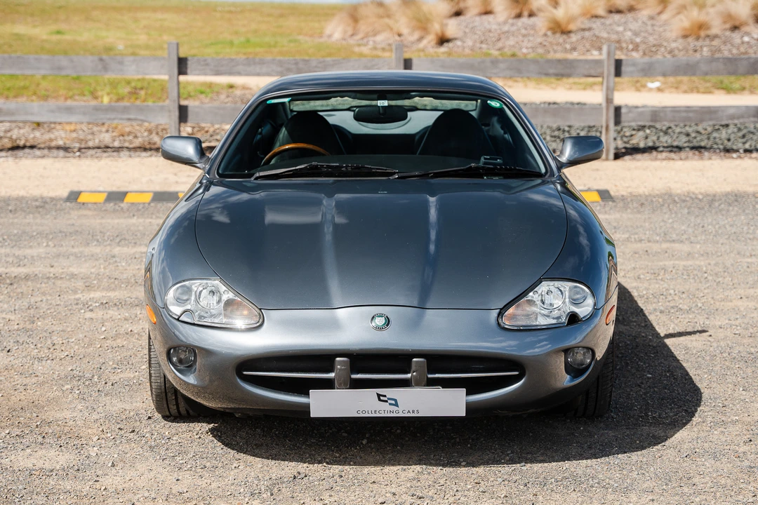 1997 Jaguar X100 XK8 - Image 10 of 31