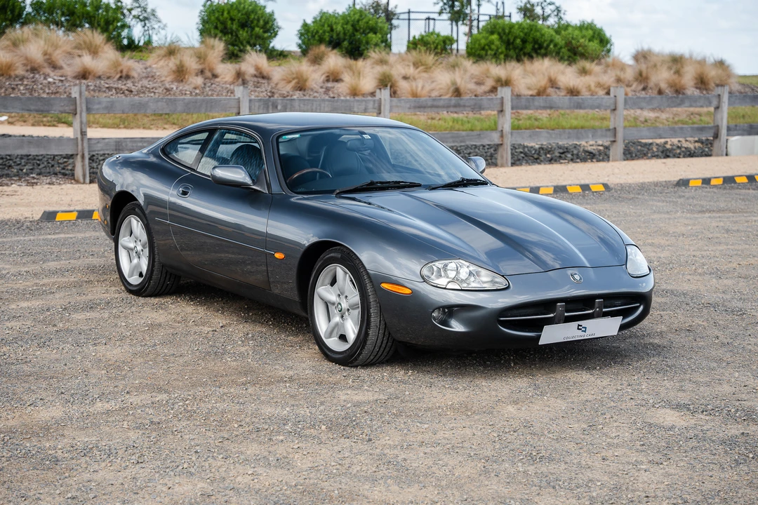 1997 Jaguar X100 XK8 - Image 9 of 31