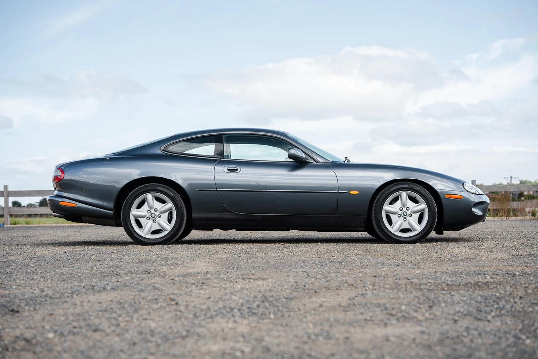1997 Jaguar X100 XK8 - Image 16 of 31