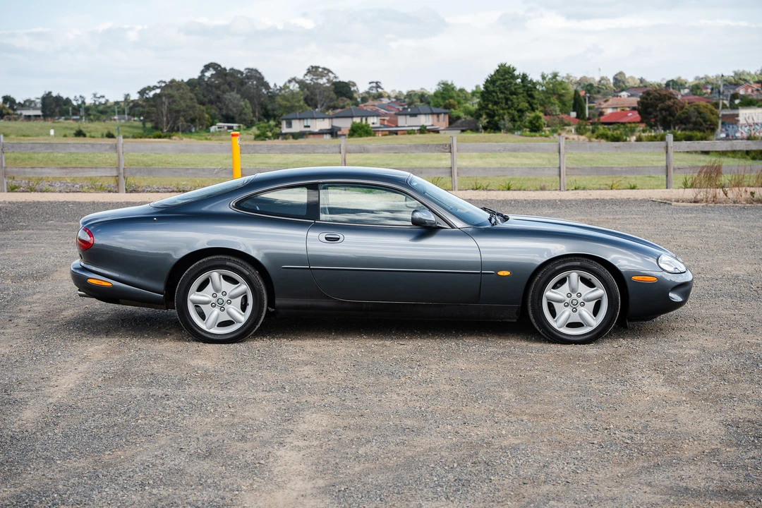1997 Jaguar X100 XK8 - Image 8 of 31